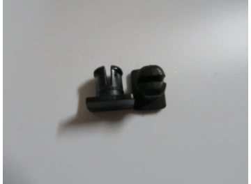 Fischer fixátor přezky lyžáků Travers (ks)