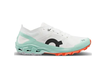 On Cloudventure Peak 3 Undyed /White