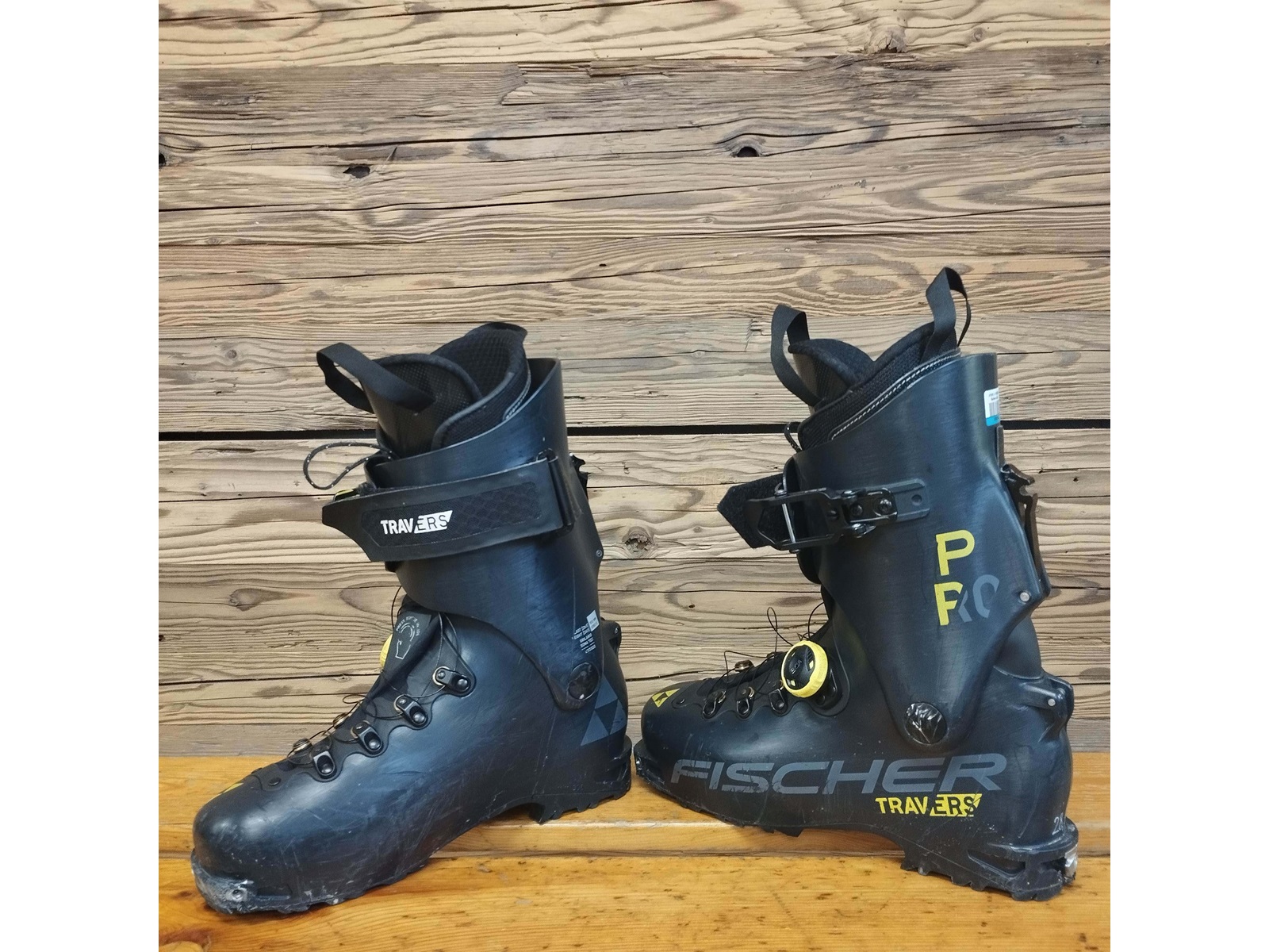 Fischer TRAVERS PRO 22/23