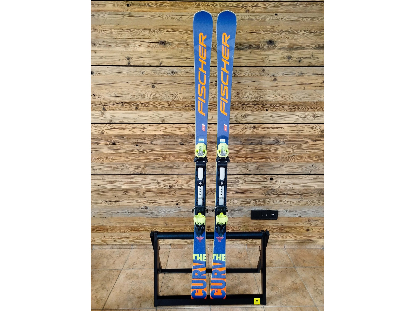 Fischer THE CURV + RC4 Z13 FF 22/23