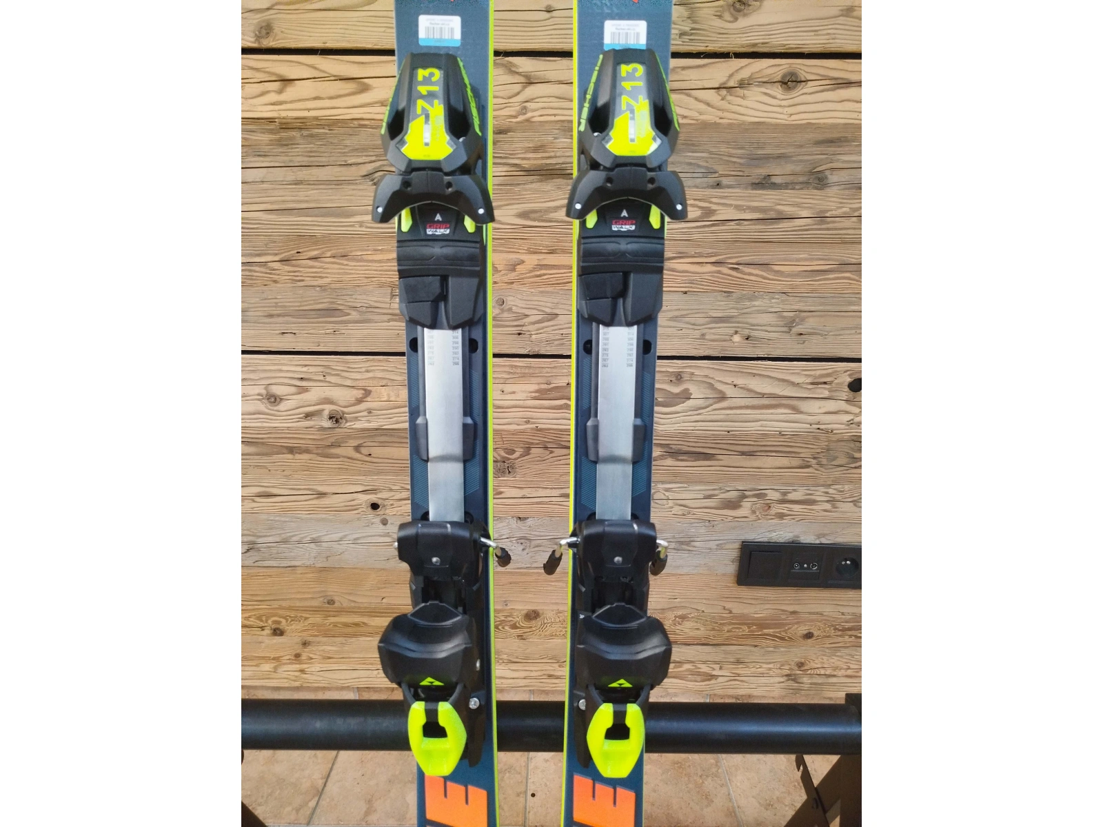 Fischer THE CURV M-PLATE + RC4 Z13 GW FF DEMO 24/25