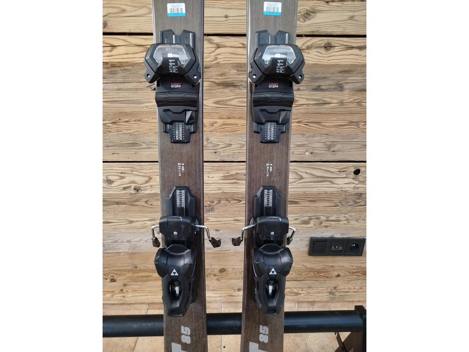 Fischer THE CURV GT 85 + ATTACK LYT 11 24/25