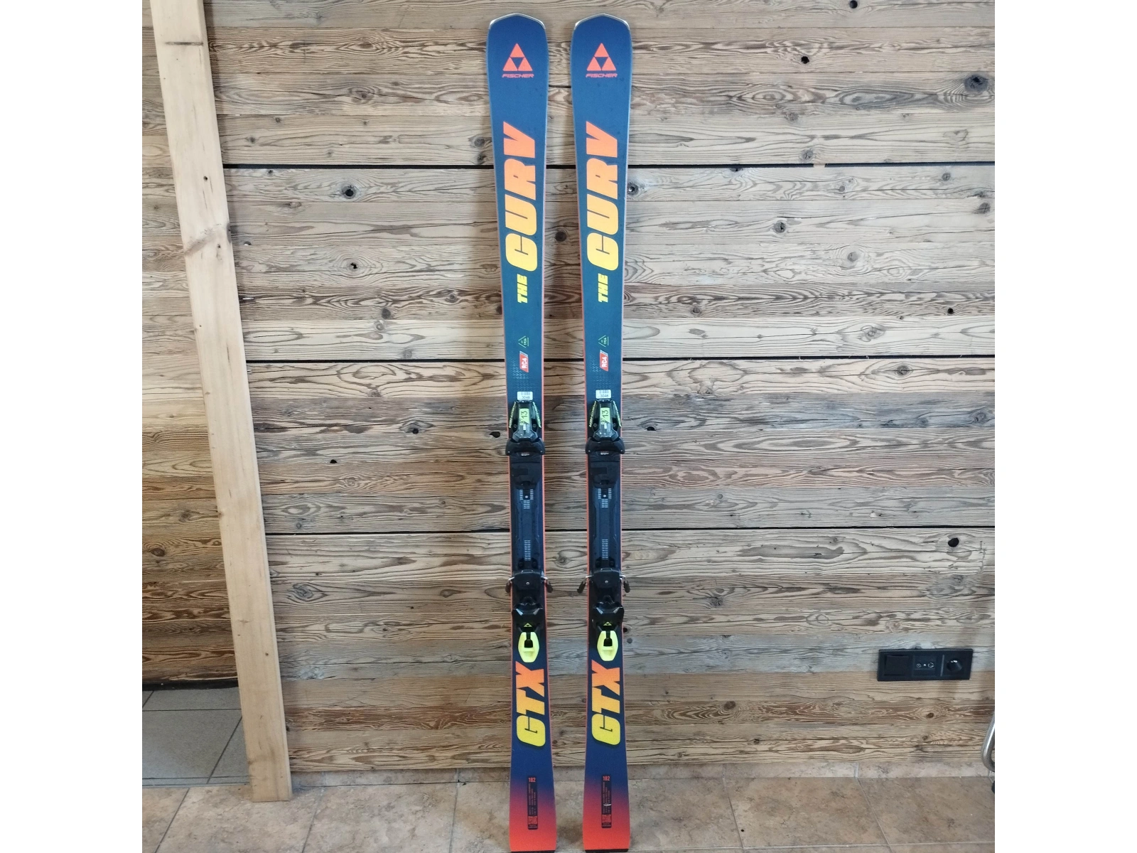 Fischer THE CURV GTX MT + RX 13 PR 25/26
