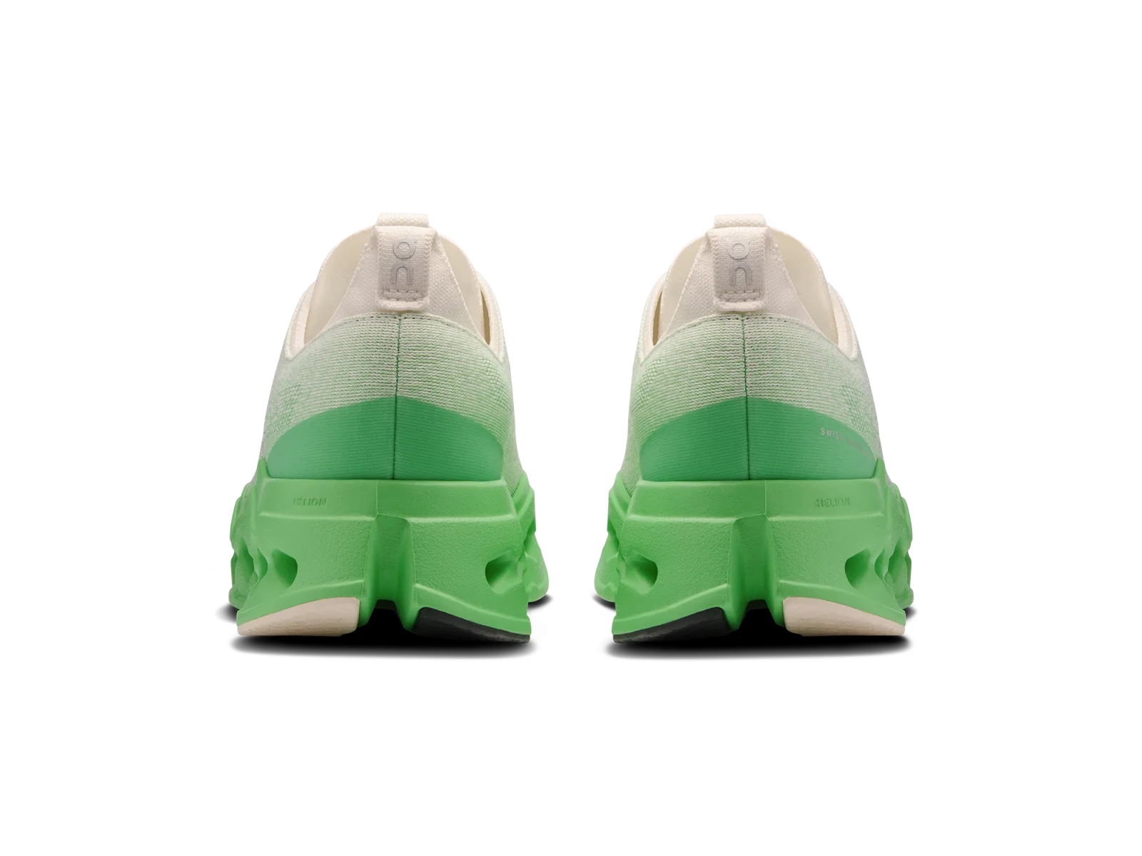 On Cloudsurfer Max Ivory/Honeydew