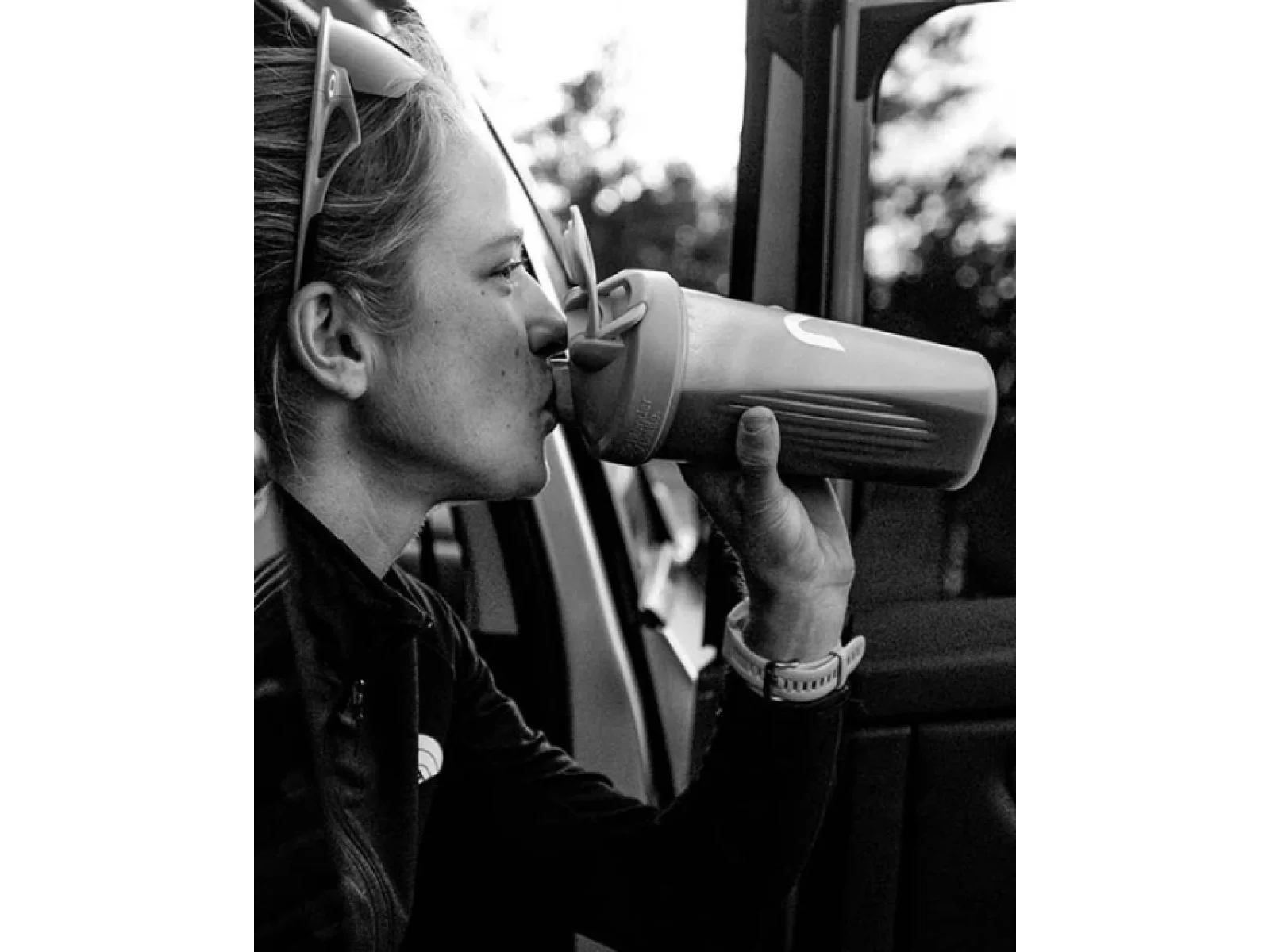 Never2 Protein Shaker 828ml / Shaker Ball